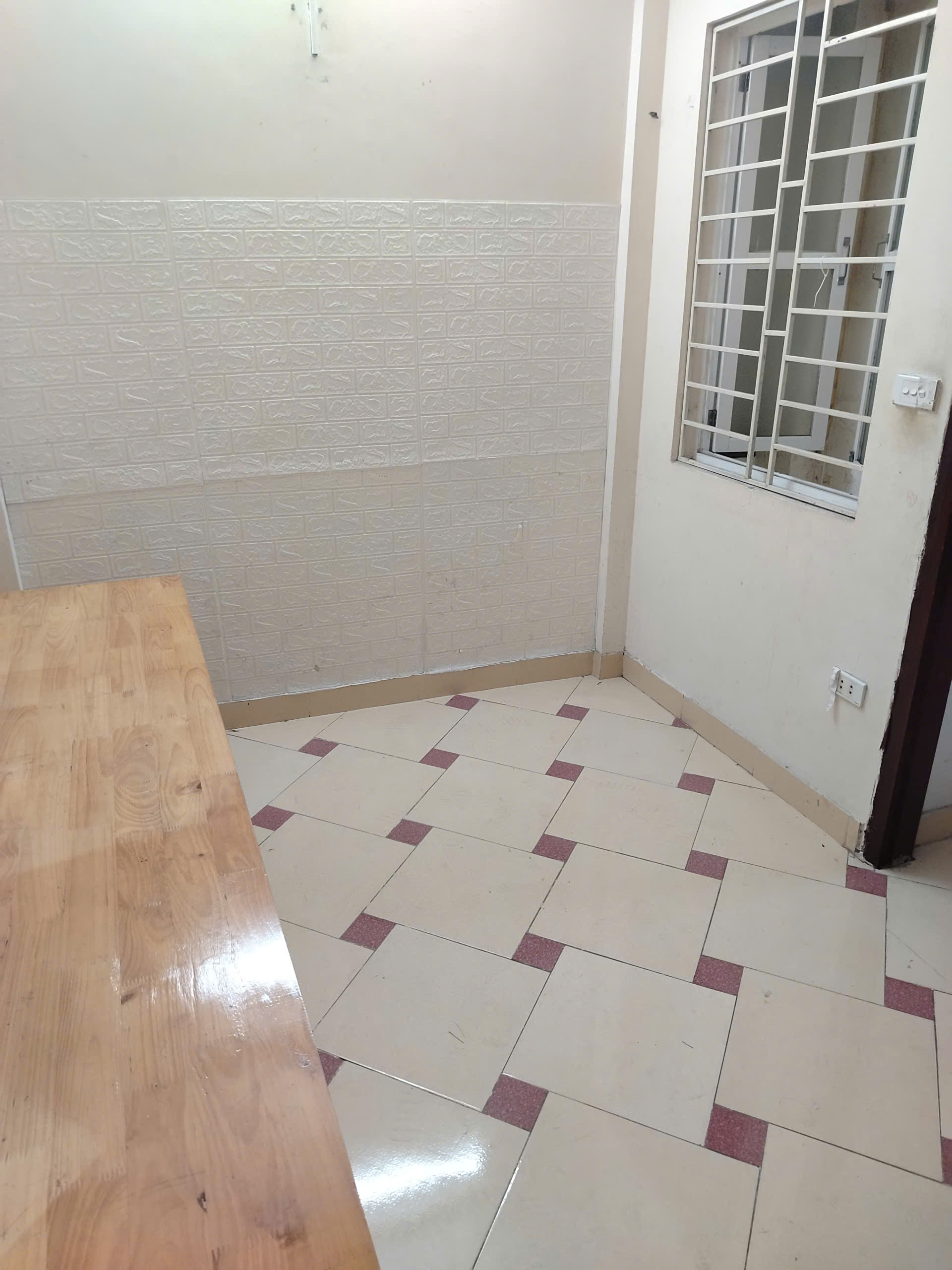 Cho thuê nhà ngõ 1 Bùi Xương Trạch, Thanh Xuân, 4 tầng x 35m2, 3 ngủ, 9 Triệu KD on, ở... - Ảnh 2